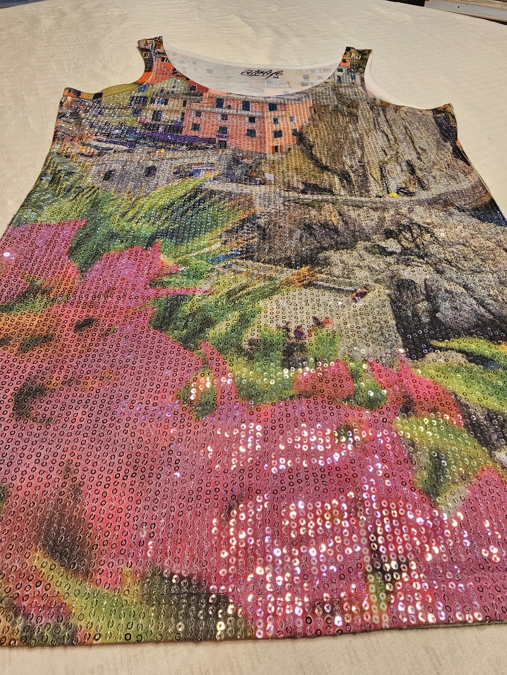 City Life Sequin Graphic Tank Top Medium M Italy Cinque Terre Landscape USA
